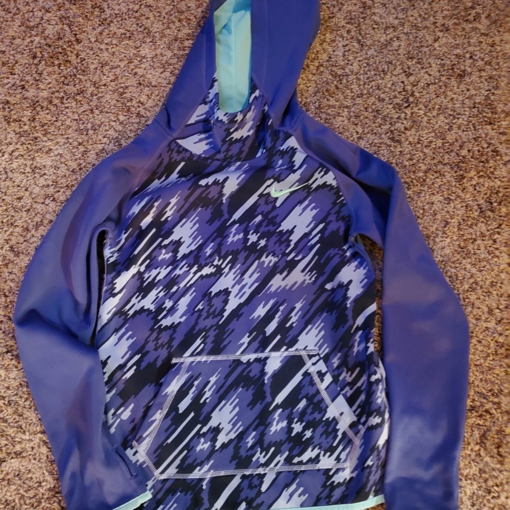 Girls medium nike hoodie